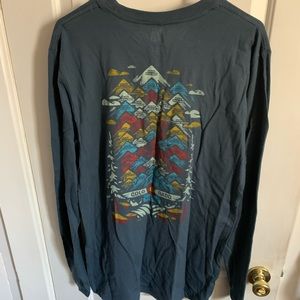 Yo Colorado long sleeve NWT . 14 ers tee sz Lg